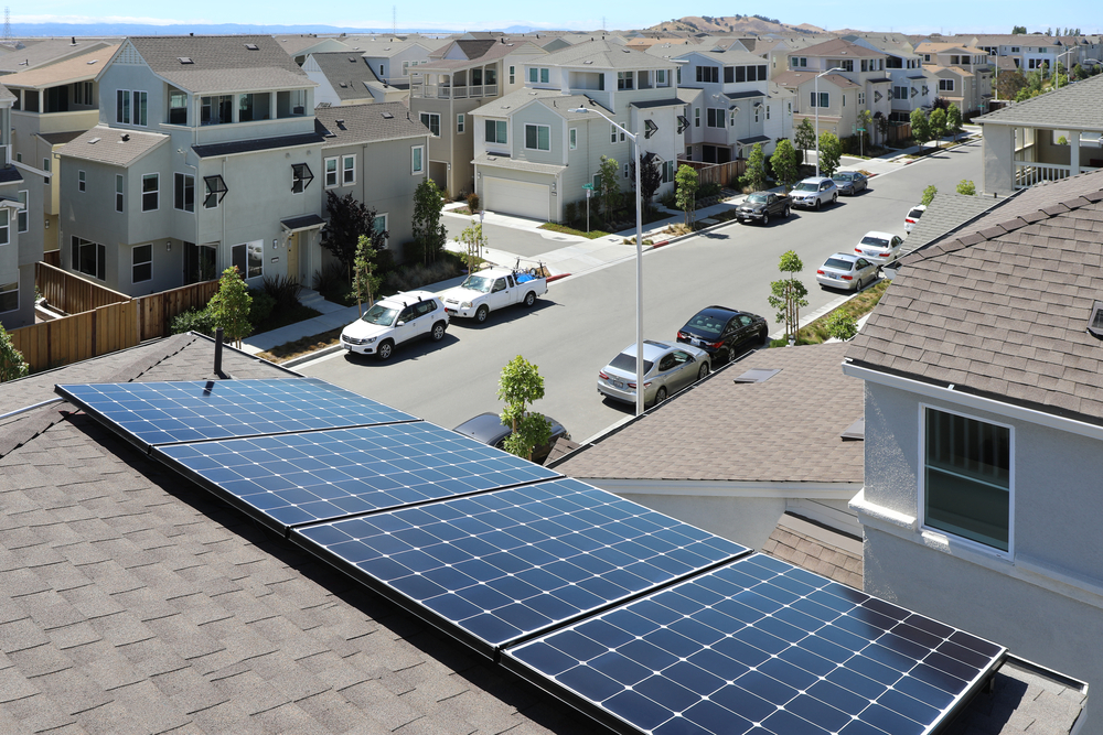 How to Choose the Right Solar Inverter &#038; Battery for Your Home?