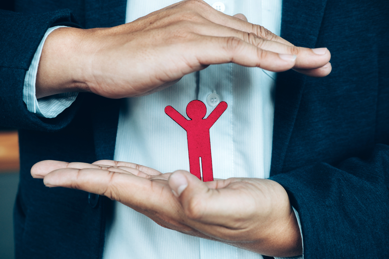 What is the Difference Between Term and Whole Life Insurance?
