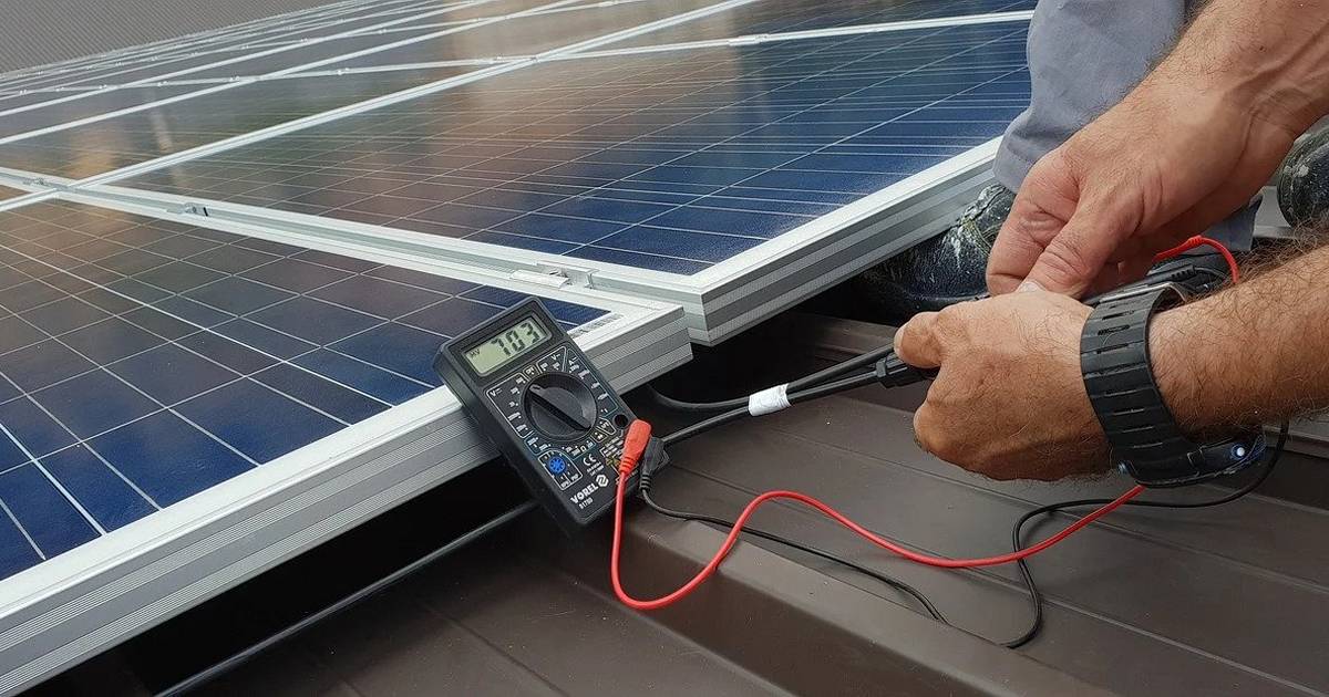 The Ultimate Guide to Going Solar in 2024